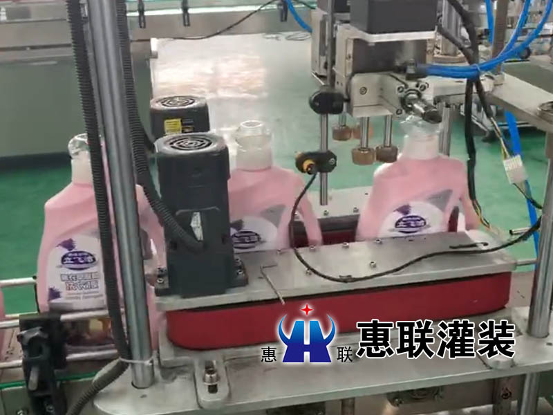 全自动洗衣液灌装机 全自动洗衣液灌装机