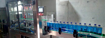 玻璃水灌装机